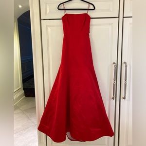 Vera Wang silk satin red strapless gown